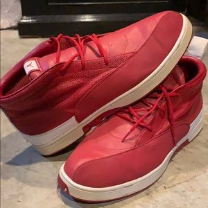 Air Jordan 12 Clave. Varsity Red size 13